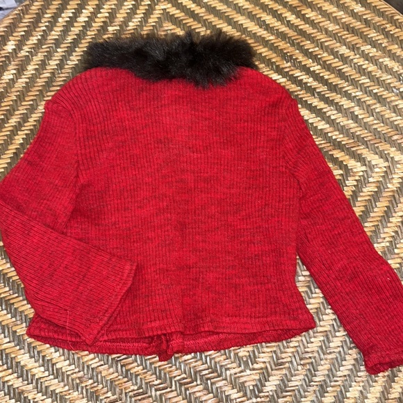 COUTURE DAVID CHARLES BABY 2T FAUX FUR TRIMMED RED CARDIGAN SWEATER - Picture 3 of 3